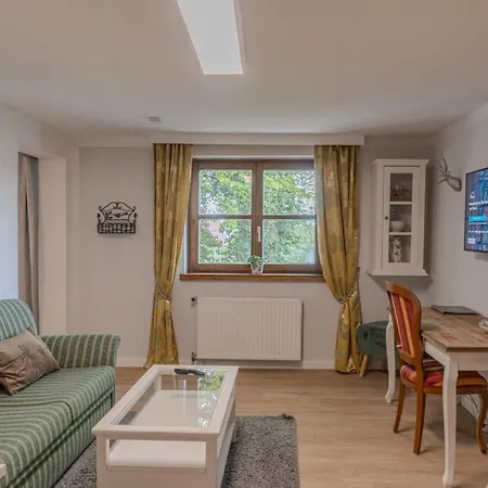 2 Bedroom With Access To Attersee Daire