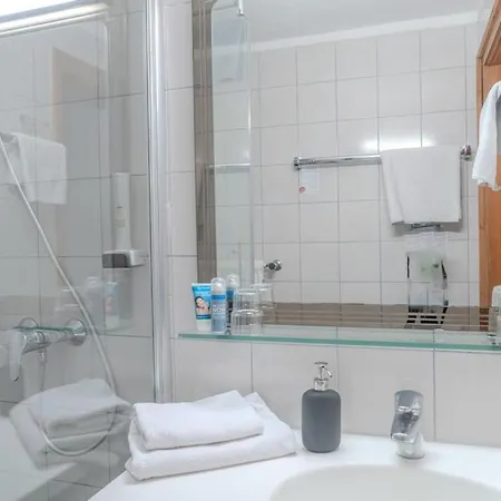 2 Bedroom With Access To Attersee Daire *